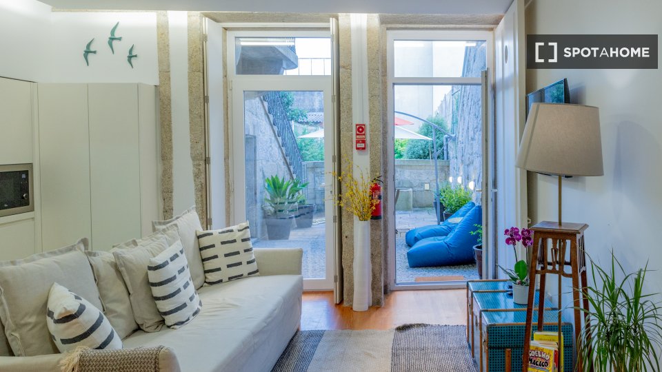 Apartment Porto, 1 bed, 103m² — photo 6