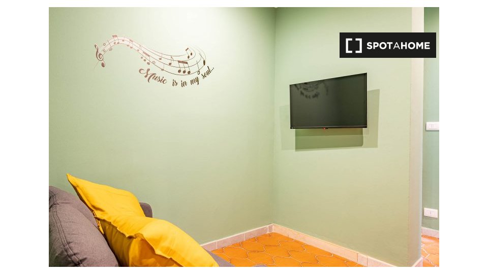 Double room Milan, 4 beds, 80m² — photo 1