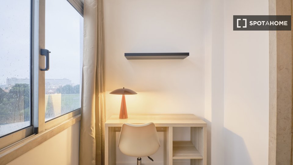 Double room Lisbon, 9 beds — photo 14