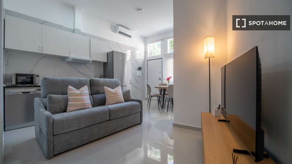 Appartamento con 2 camere da letto in affitto a Palomeras Bajas, Madrid - a Madrid