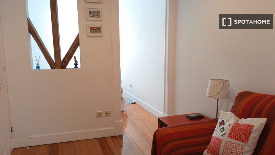 Apartment mono Lisbon, 32m² — photo 5