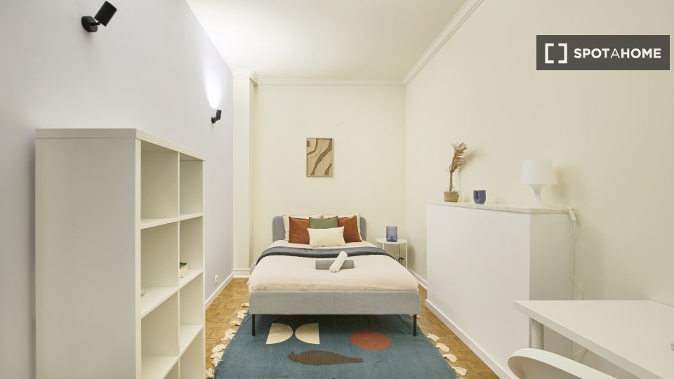 Double room Lisbon, 7 beds — photo 12