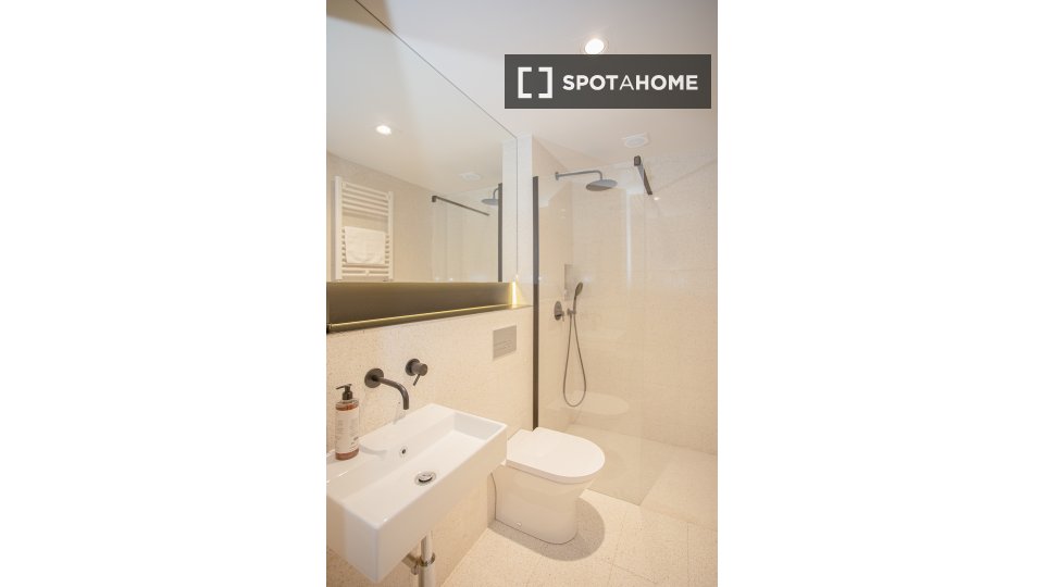 Apartment Porto, 1 bed, 45m² — photo 2