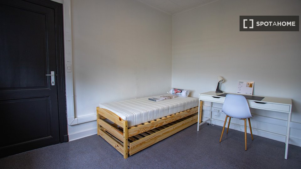 Double room Liege, 4 beds — photo 14