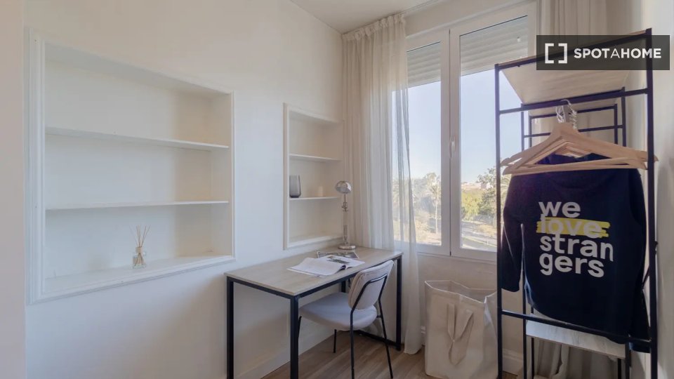 Double room Valencia, 6 beds — photo 2