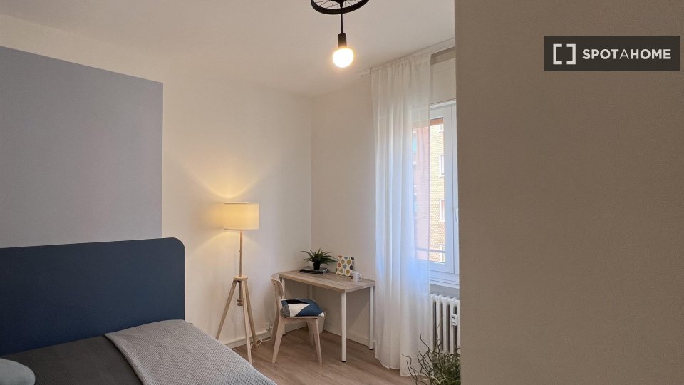 Double room Bologna, 3 beds — photo 1