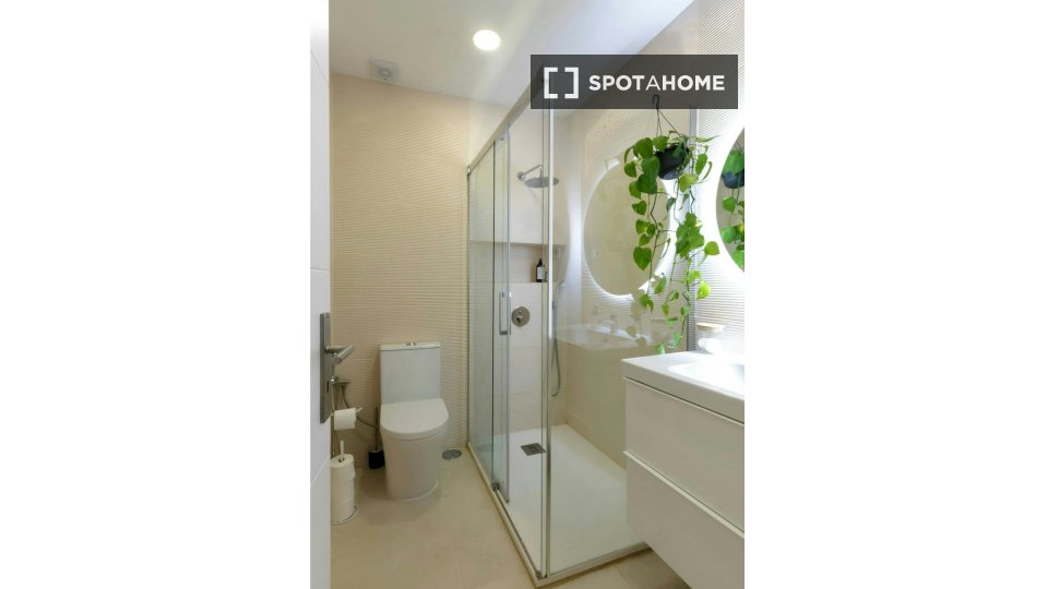 Apartment Lisbon, 1 bed, 50m² — photo 8