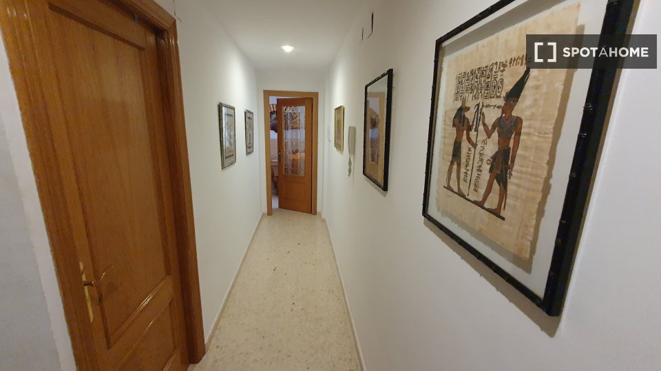 Apartment Valencia, 2 beds — photo 11