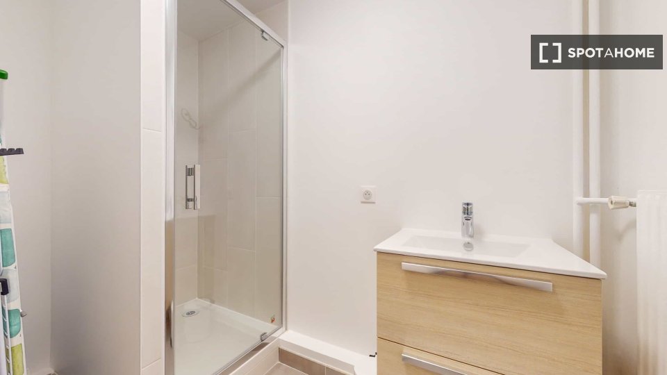 Double room Paris, 12 beds — photo 12