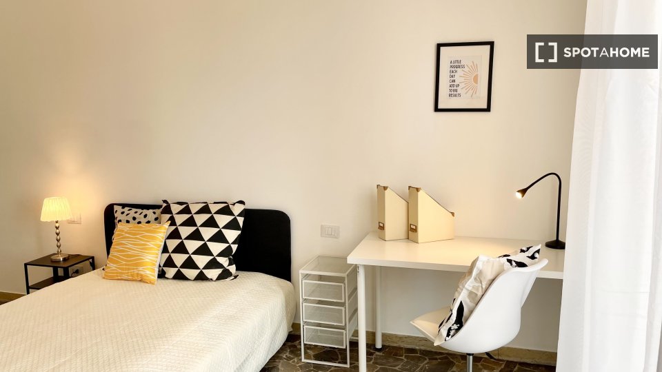 Double room Florence, 5 beds — photo 11