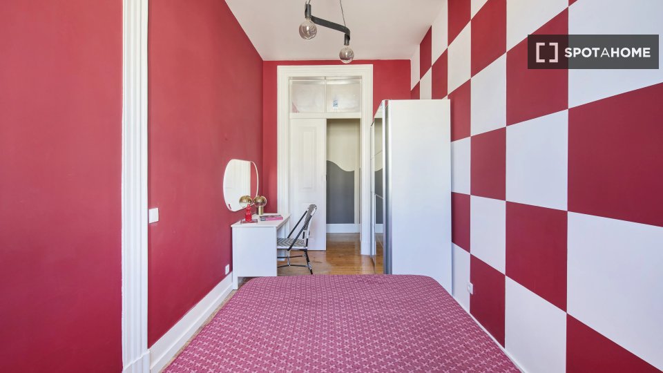 Double room Lisbon, 9 beds — photo 3