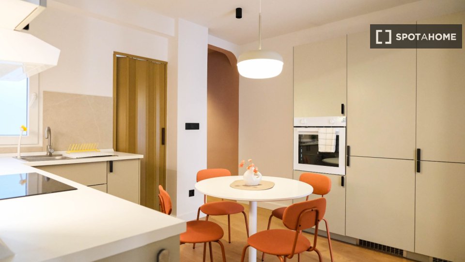 Double room Alicante, 4 beds, 83m² — photo 3