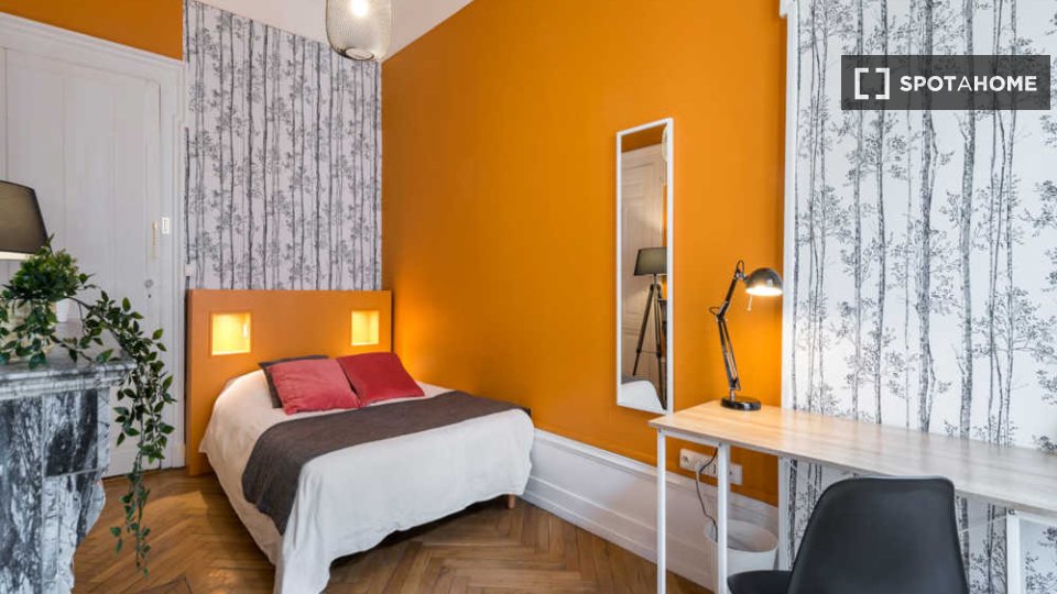 Camera in un appartamento condiviso con 6 camere da letto a Bellecour - in Lyon