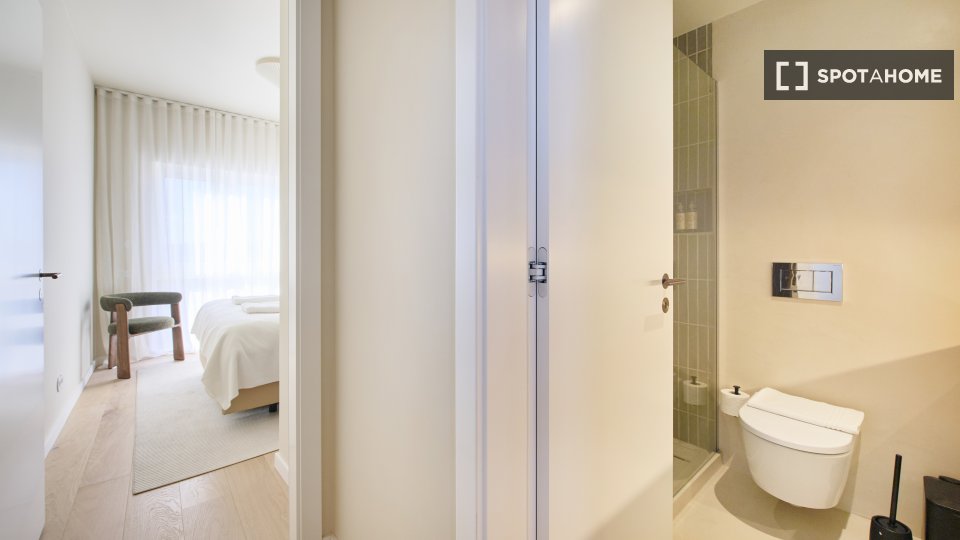 Apartment Lisbon, 1 bed — photo 5
