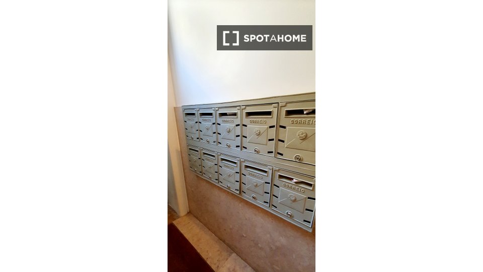 Apartment Lisbon, 1 bed, 65m² — photo 9