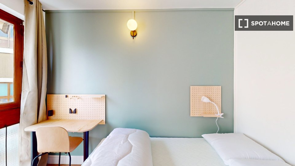 Double room Paris, 14 beds — photo 2