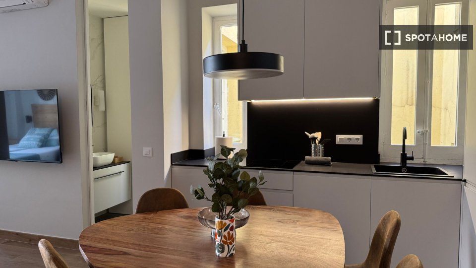 Apartment Madrid, 2 beds, 61m² — photo 14
