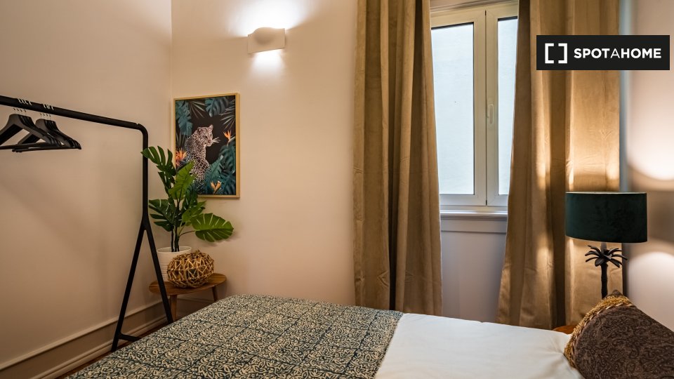 Apartment Lisbon, 2 beds — photo 13