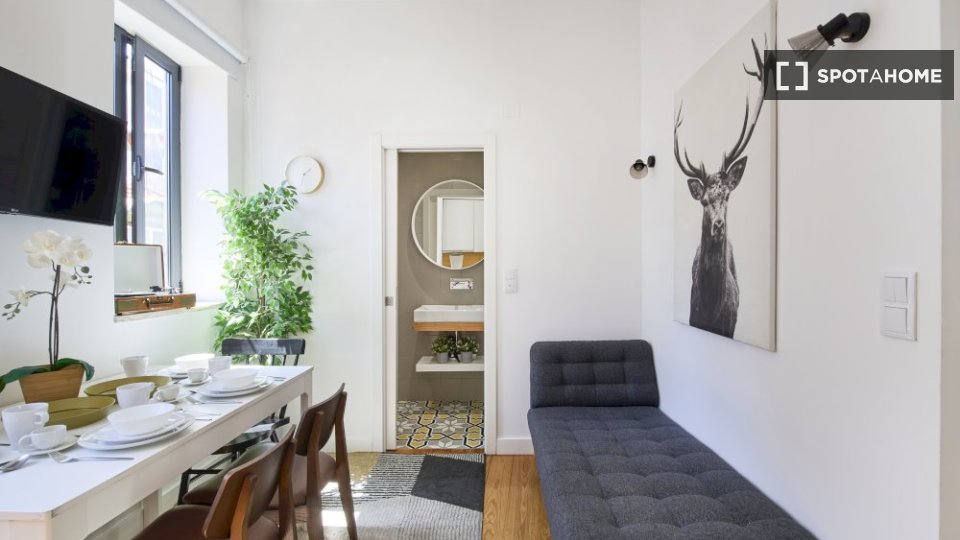 Apartment Lisbon, 1 bed — photo 6