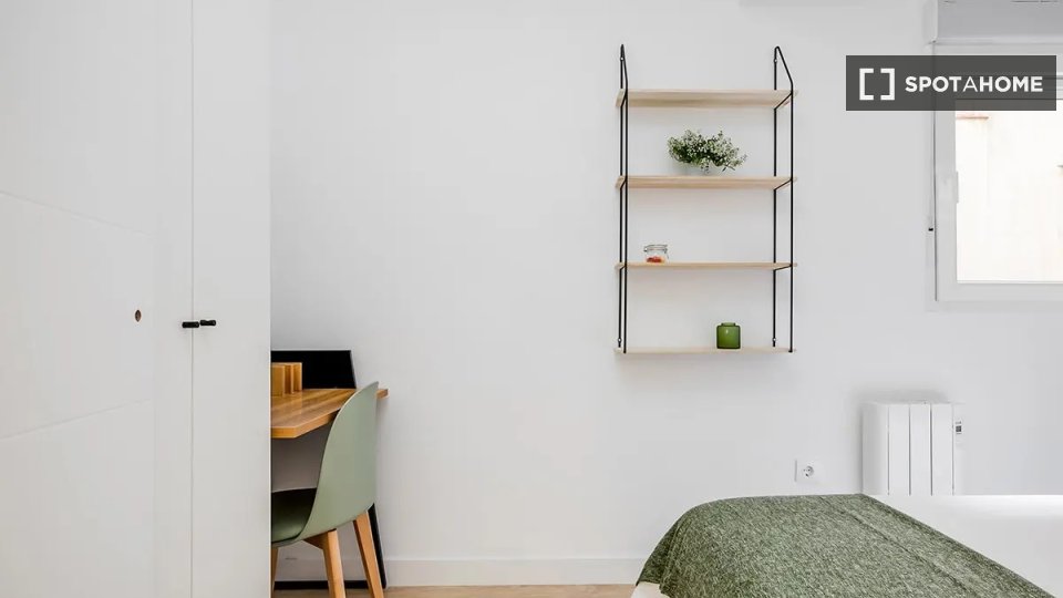 Double room Madrid, 11 beds — photo 34