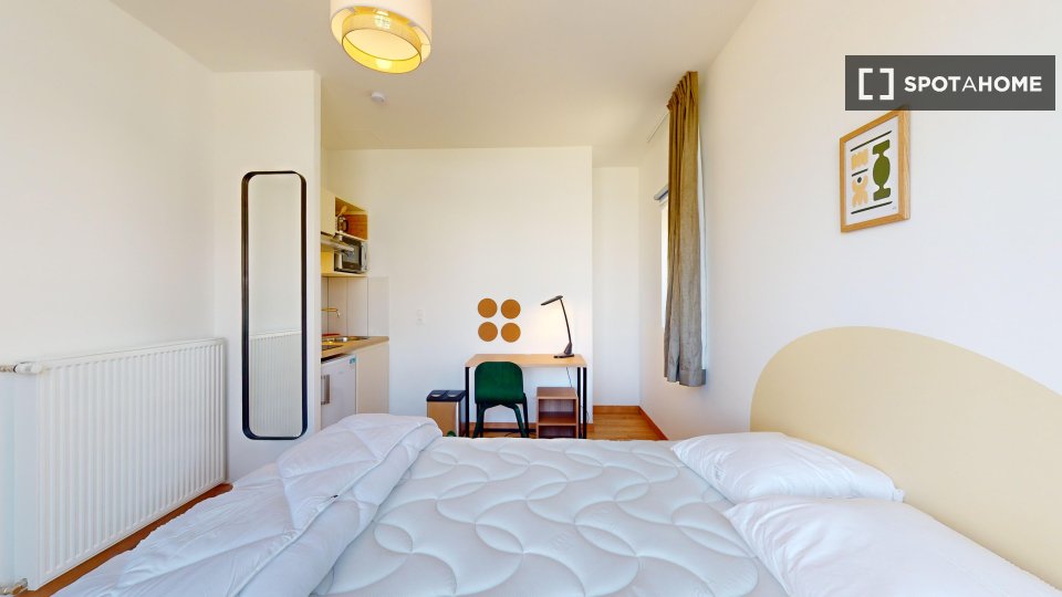 Double room Paris, 9 beds — photo 12