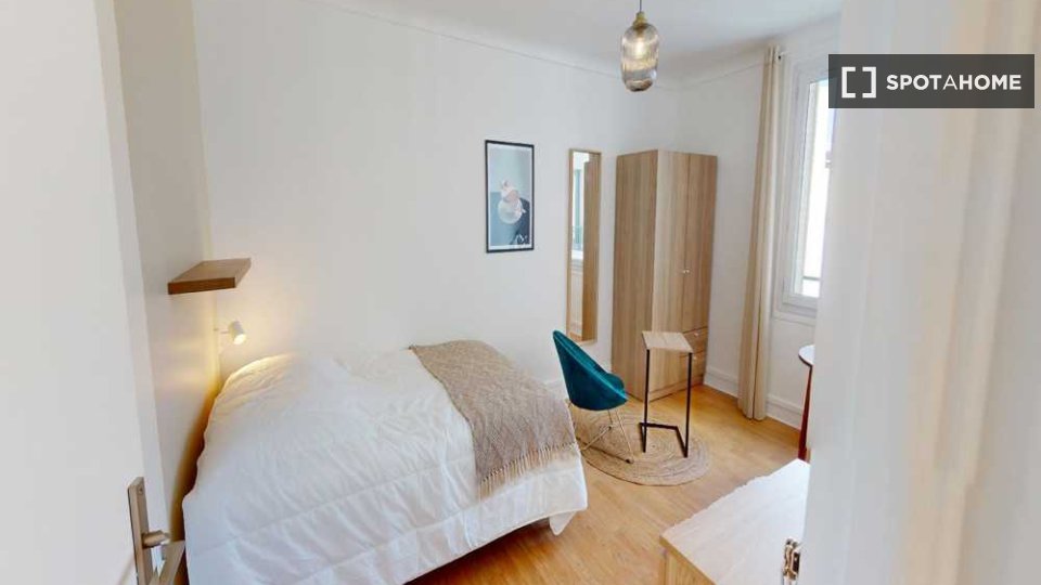 Double room Paris, 5 beds, 110m² — photo 16