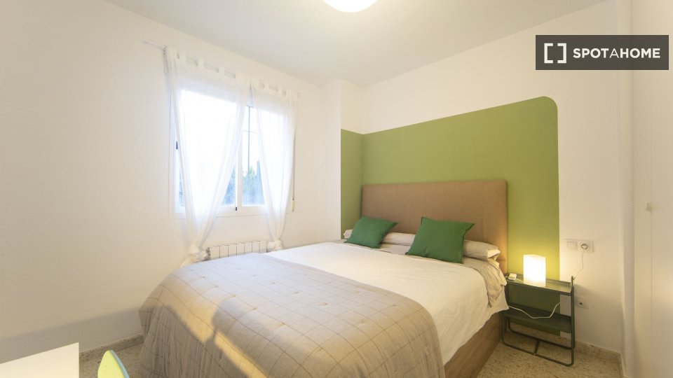 Double room Granada, 4 beds — photo 7
