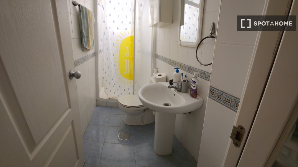 Double room Malaga, 1 bed, 100m² — photo 10