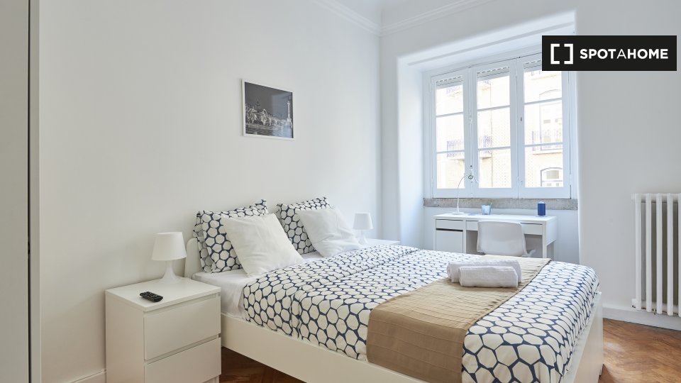 Apartment Lisbon, 6 beds — photo 1