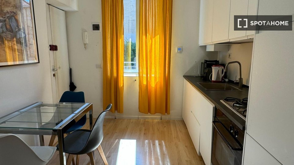 Apartment Milan, 1 bed, 40m² — photo 18