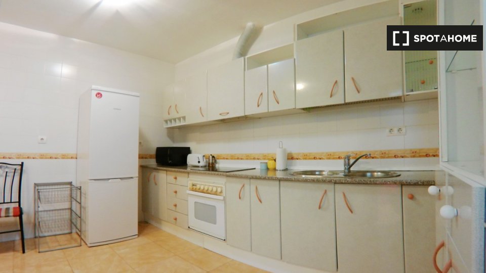Double room Granada, 1 bed — photo 3