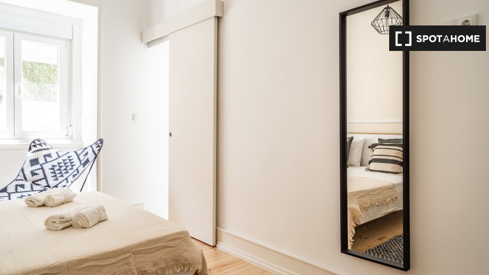 Apartment Lisbon, 3 beds — photo 14