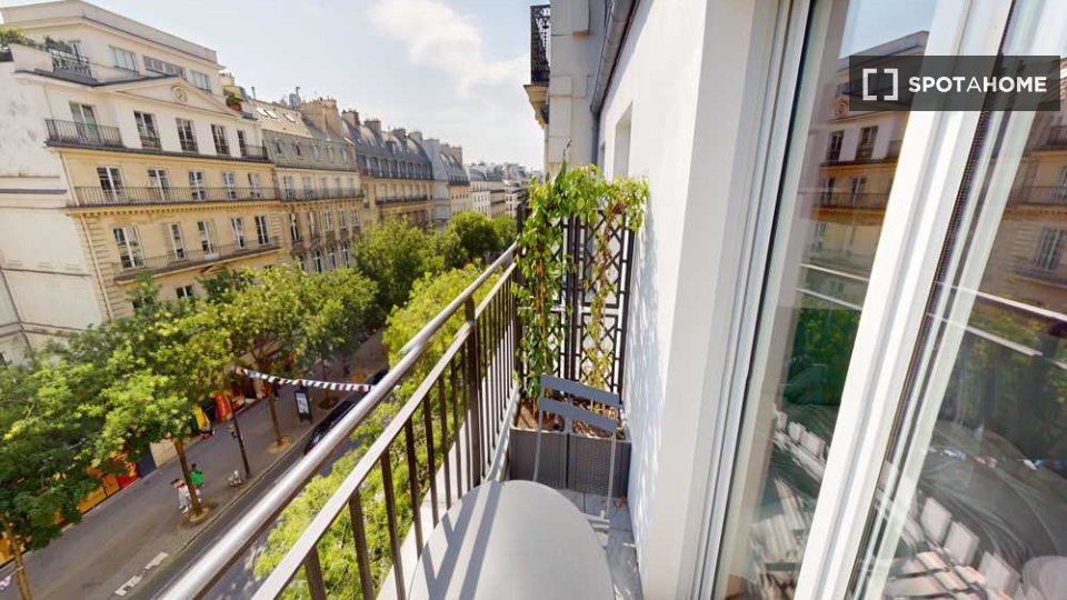 Double room Paris, 9 beds, 160m² — photo 29