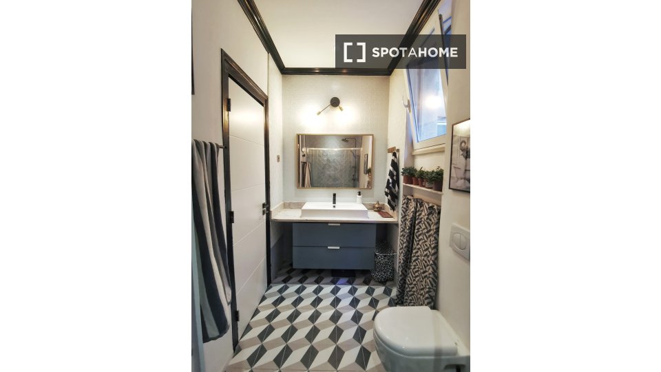 Apartment Lisbon, 3 beds, 110m² — photo 1