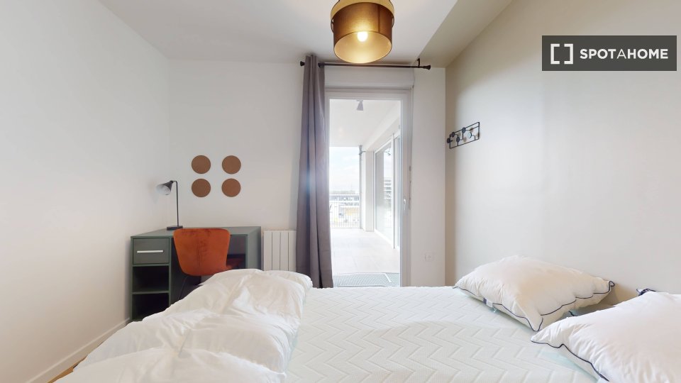 Double room Paris, 12 beds — photo 11