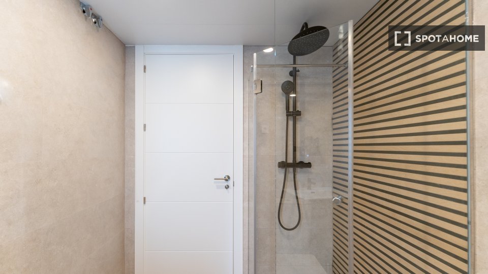 Camera doppia Madrid, 4 camere — foto 17