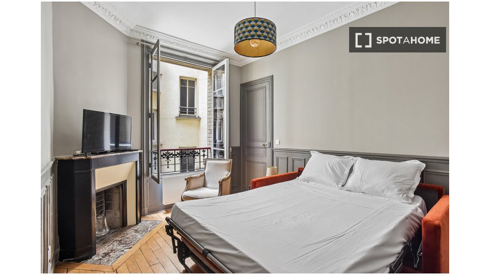 Apartment Paris, 1 bed, 31m² — photo 9