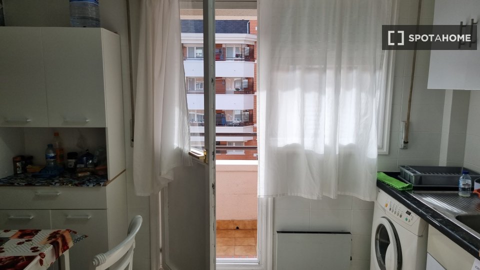 Camera doppia Bilbao, 3 camere, 86m² — foto 6
