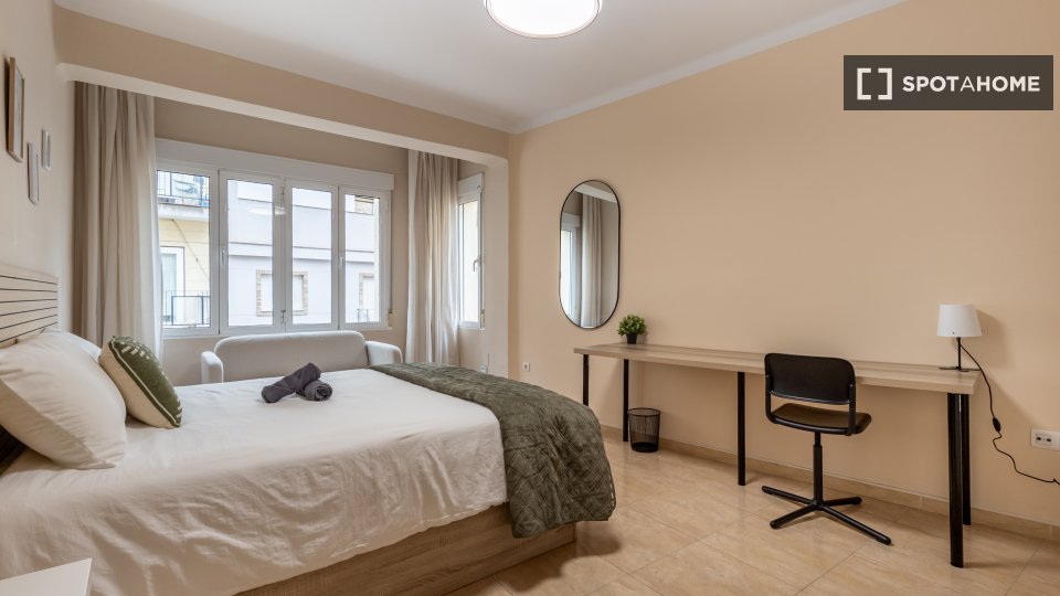 Double room Granada, 6 beds — photo 11