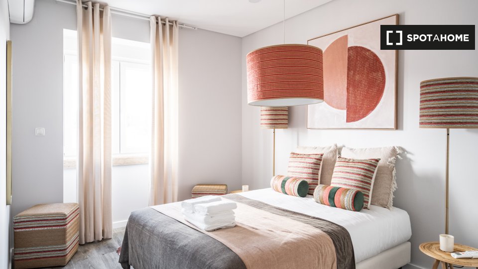 Apartment Lisbon, 2 beds — photo 14