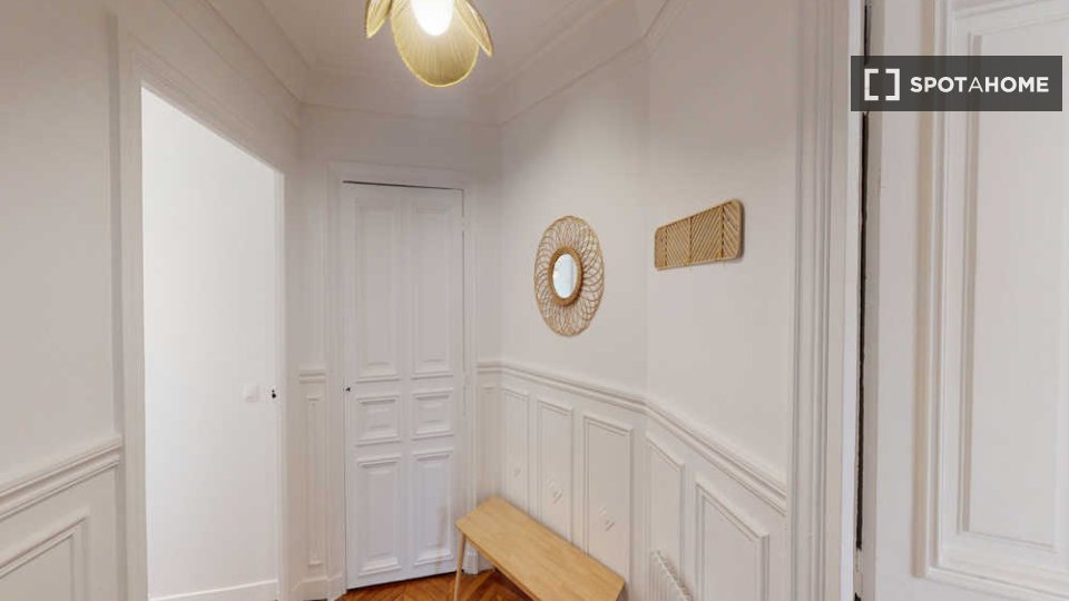Double room Paris, 4 beds, 90m² — photo 7