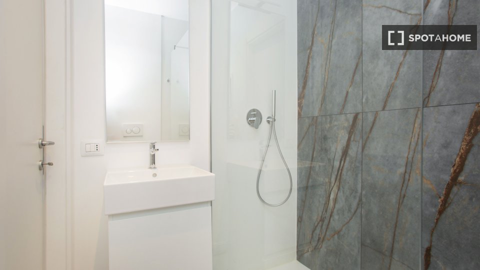 Apartment Milan, 1 bed, 40m² — photo 12