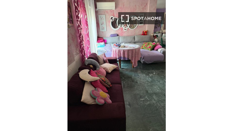 Double room Madrid, 5 beds — photo 4
