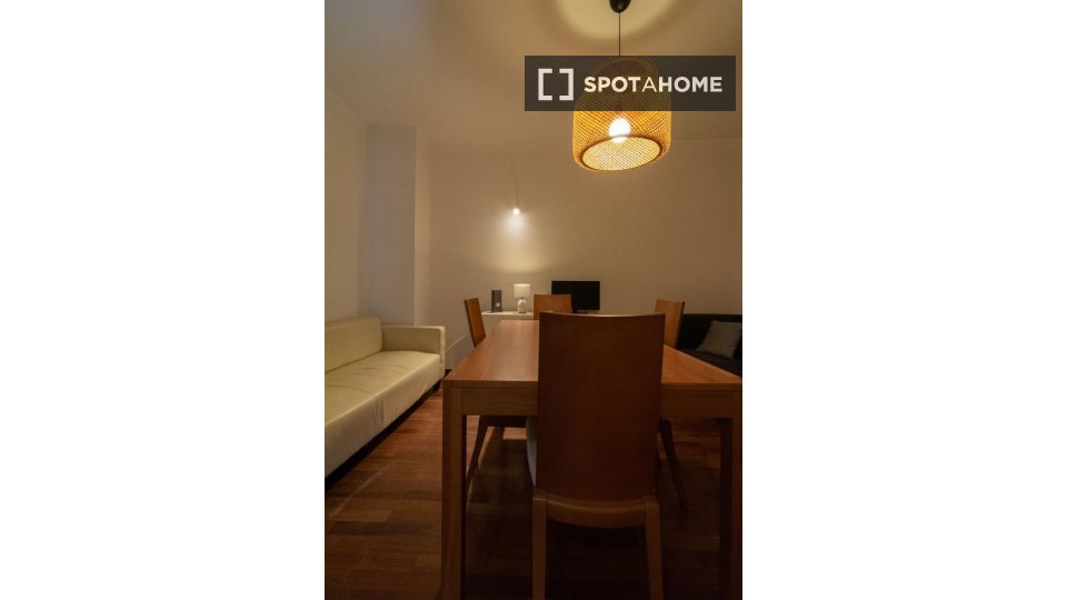 Double room Porto, 5 beds, 110m² — photo 17