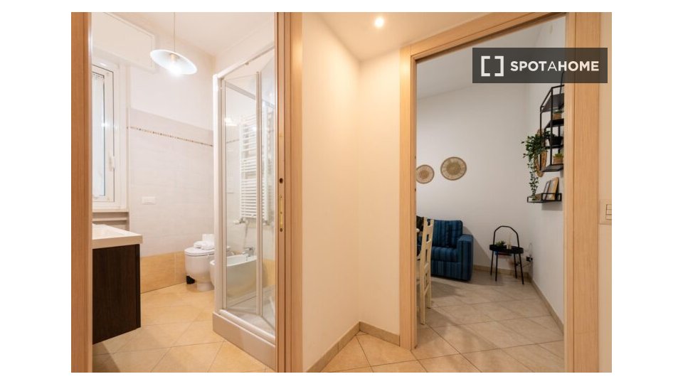 Apartment Milan, 2 beds, 42m² — photo 17
