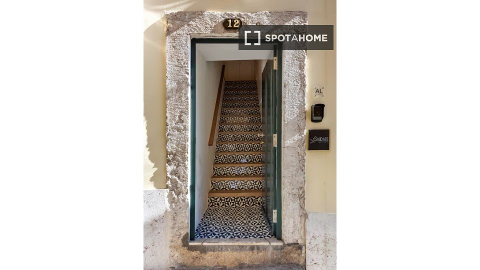 Apartment mono Lisbon — photo 19