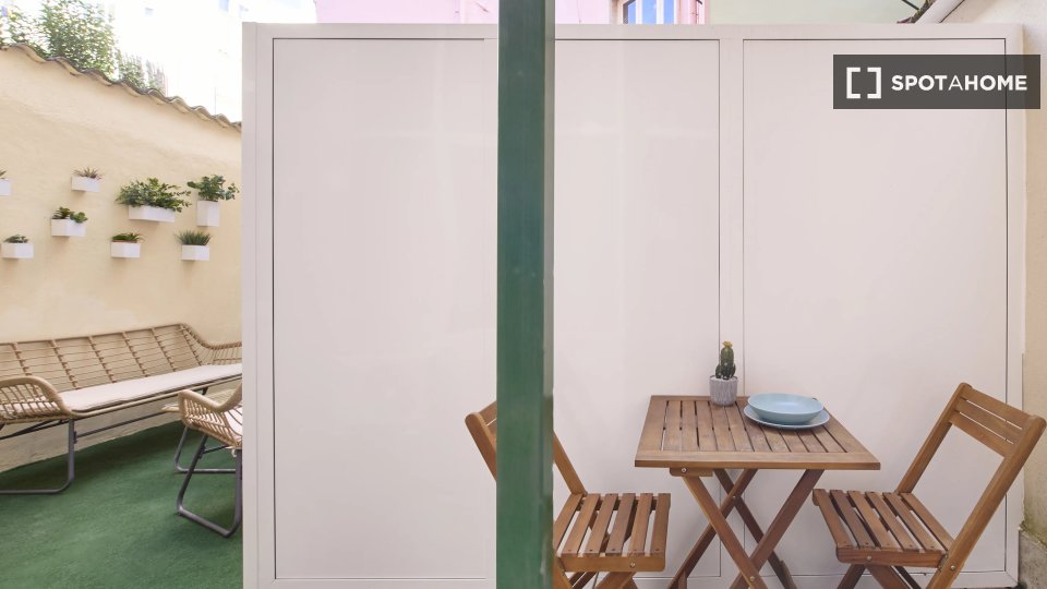 Apartment Lisbon, 1 bed — photo 3