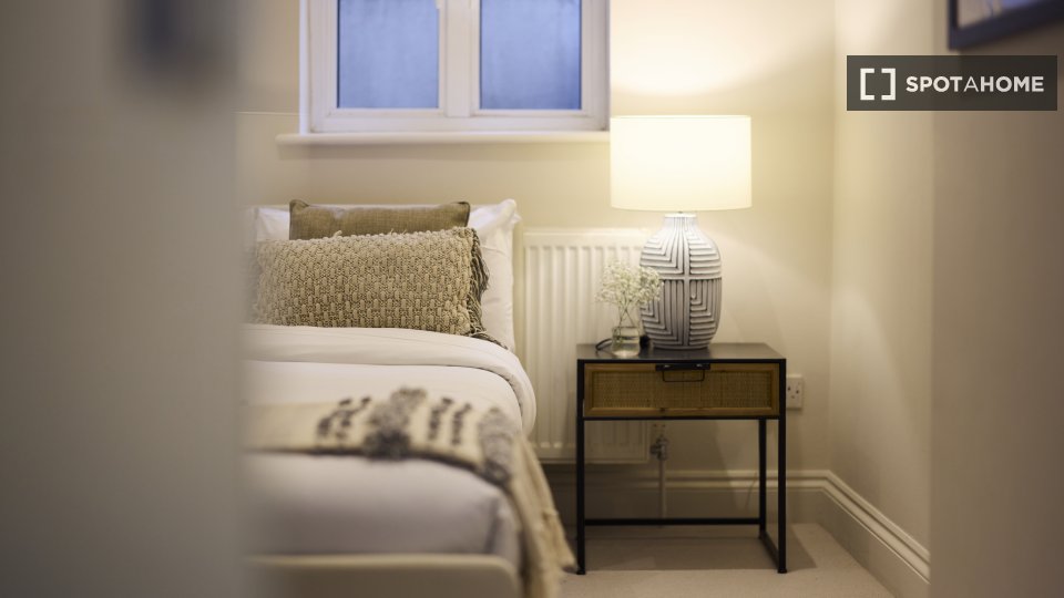 Apartment London, 2 beds, 50m² — photo 9