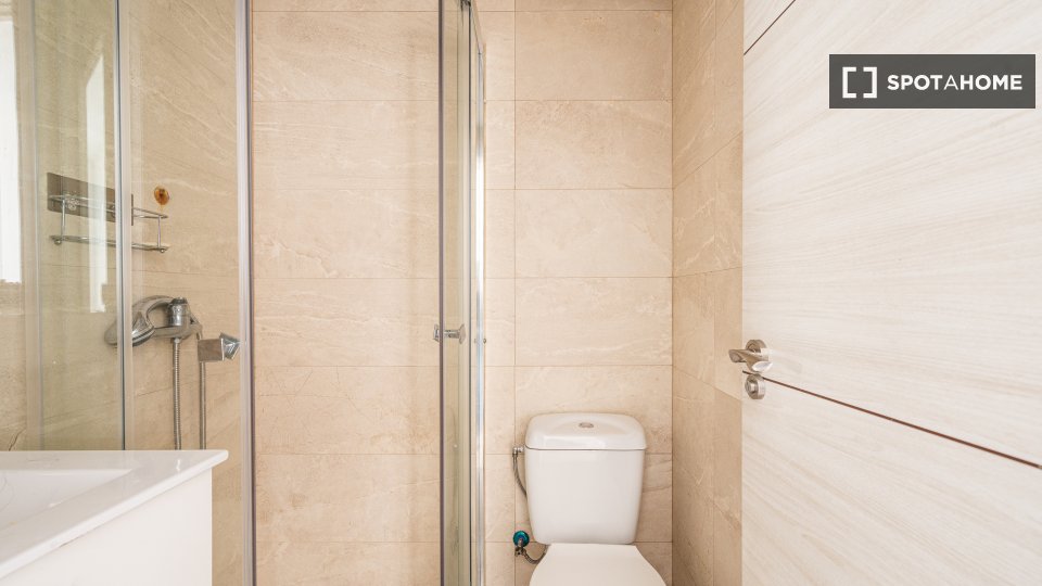Apartment Madrid, 2 beds — photo 6