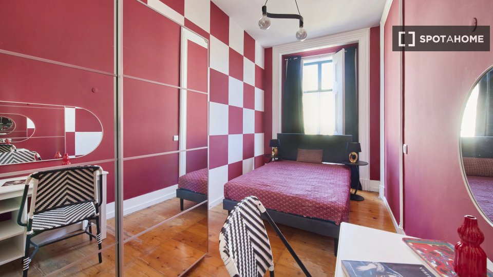 Double room Lisbon, 9 beds — photo 11